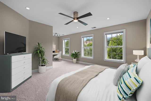 $775,000 | 100 Lavender Hill Lane, Landenberg, PA 19350