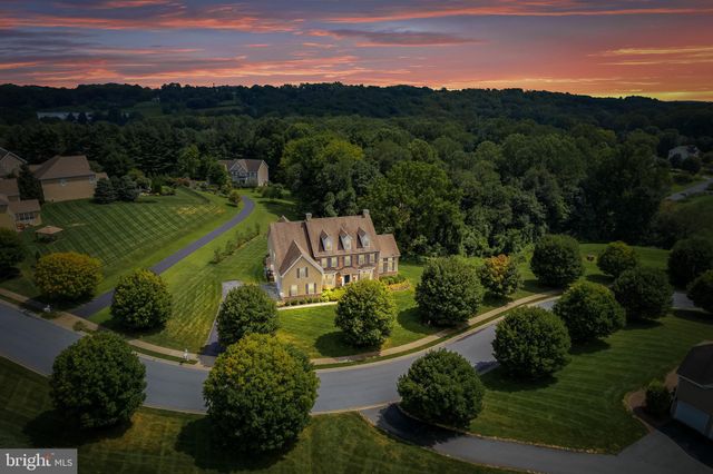 $775,000 | 100 Lavender Hill Lane, Landenberg, PA 19350