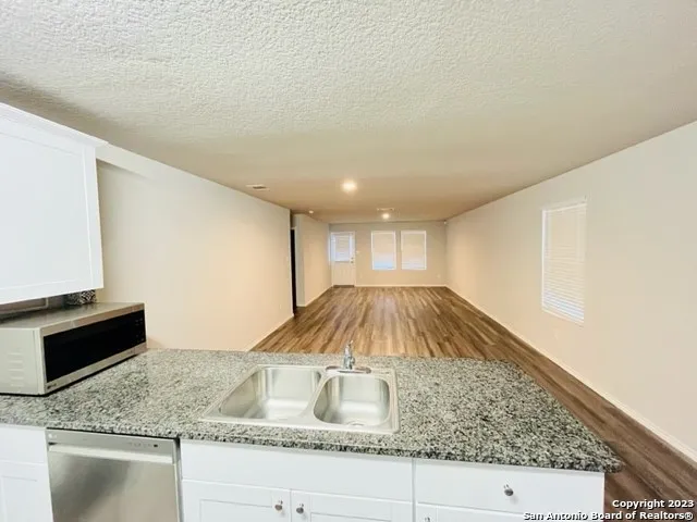 $1,695 | 4235 Mesa Cove, San Antonio, TX 78237