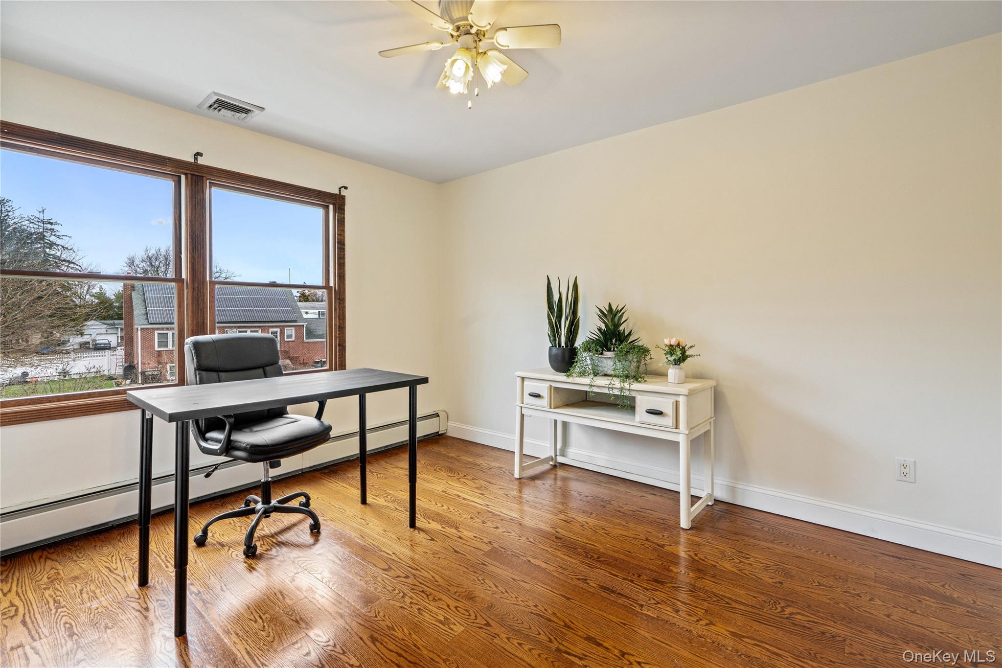 303 Sherbrooke Road Lindenhurst, NY 11757 - Photo 22 of 38