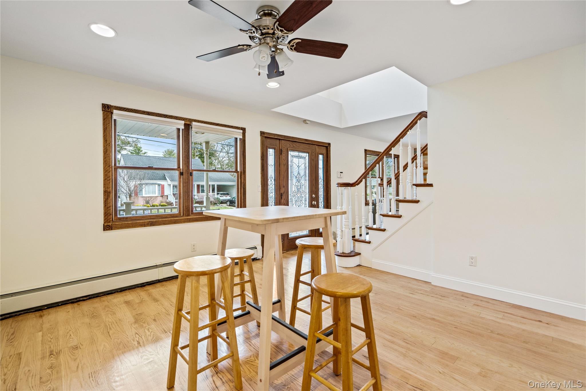 303 Sherbrooke Road Lindenhurst, NY 11757 - Photo 7 of 38