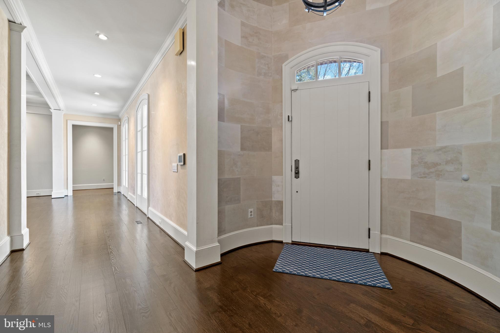 8402 Rapley Ridge Lane Potomac, MD 20854 - Photo 3 of 64 Foyer