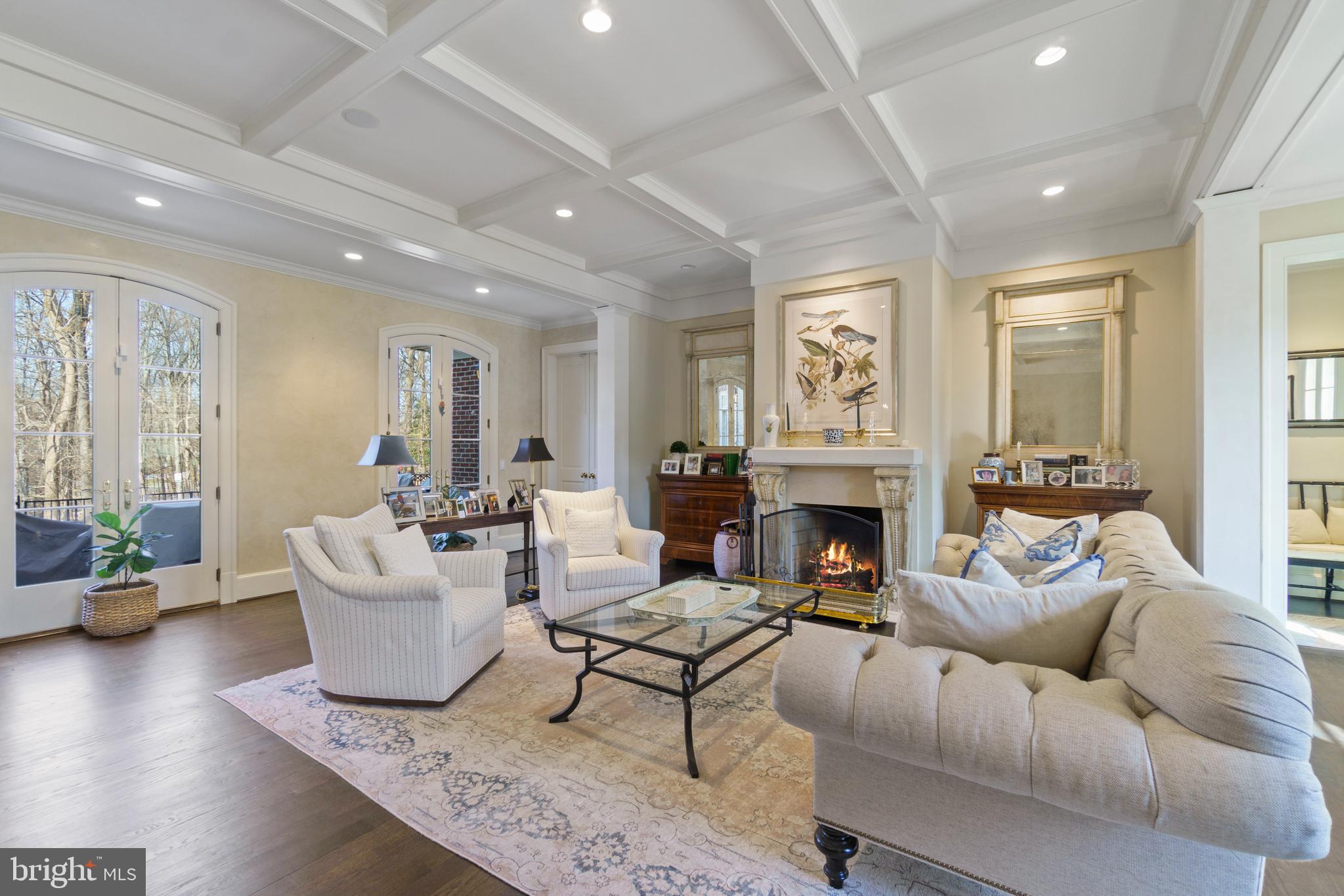 8402 Rapley Ridge Lane Potomac, MD 20854 - Photo 4 of 64 Living Area