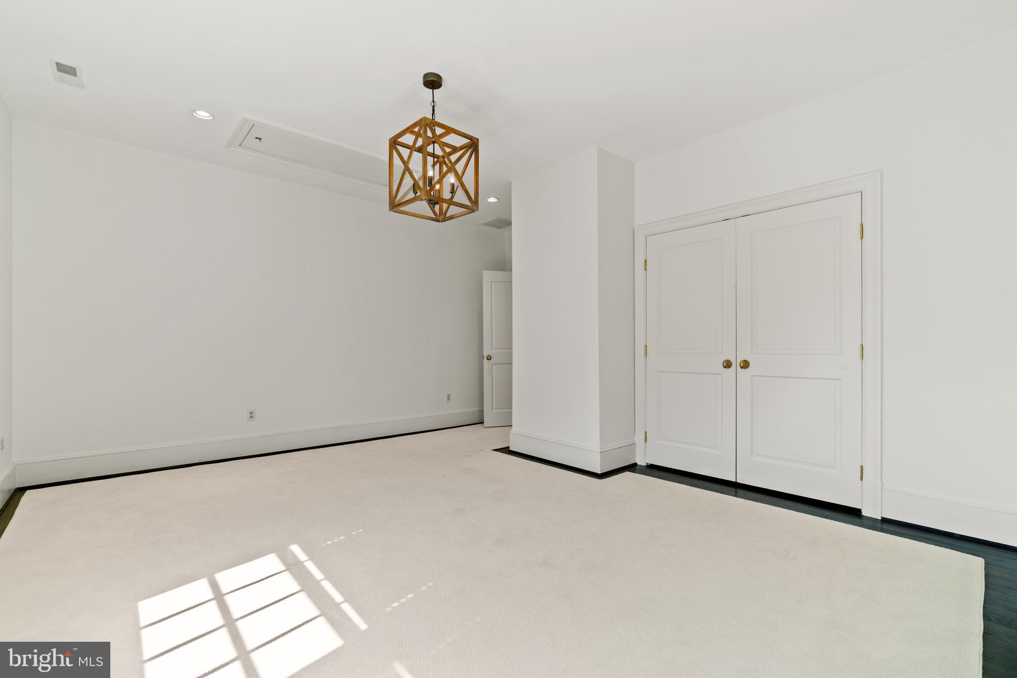 8402 Rapley Ridge Lane Potomac, MD 20854 - Photo 45 of 64 Middle Bedroom