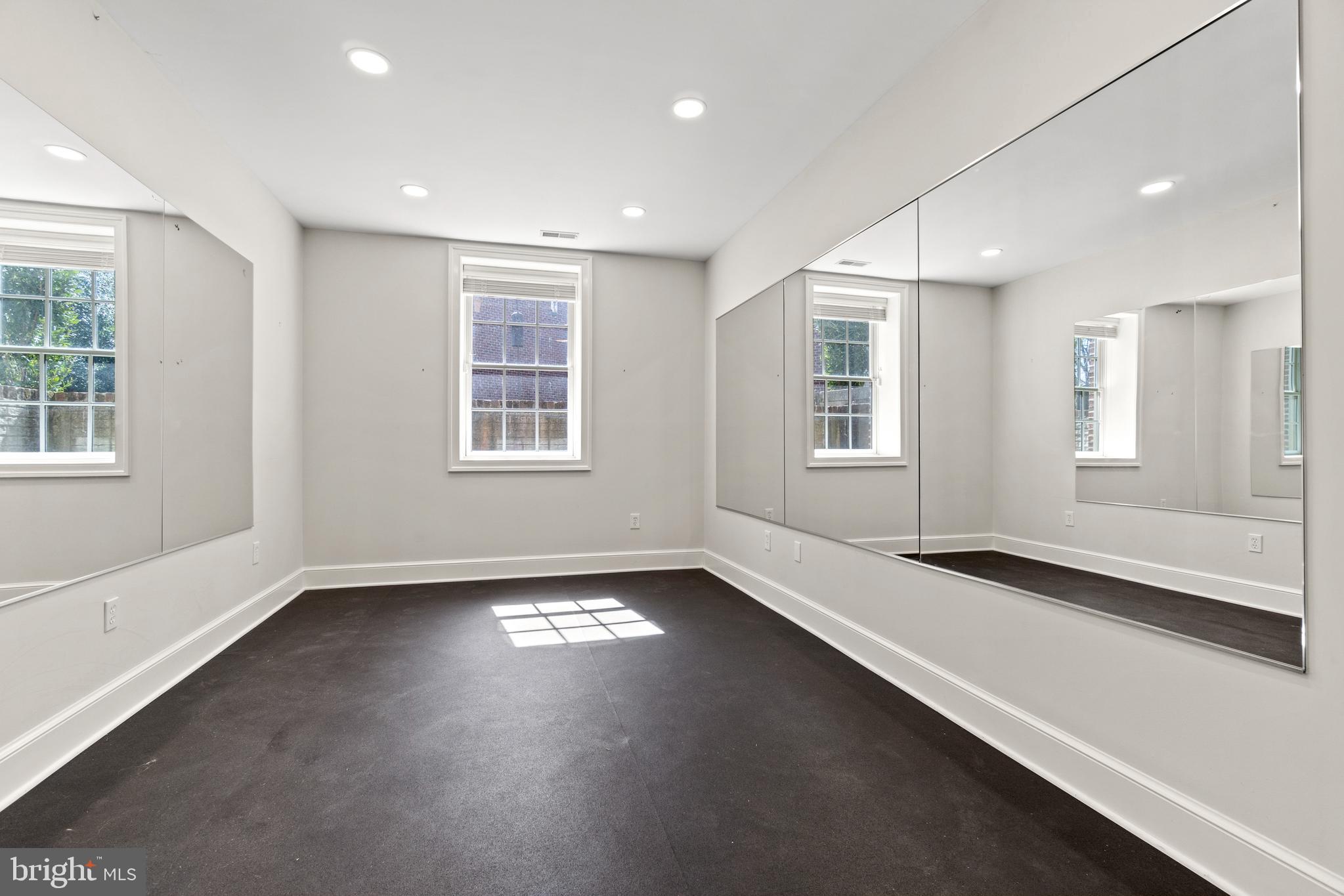 8402 Rapley Ridge Lane Potomac, MD 20854 - Photo 55 of 64 Home Gym