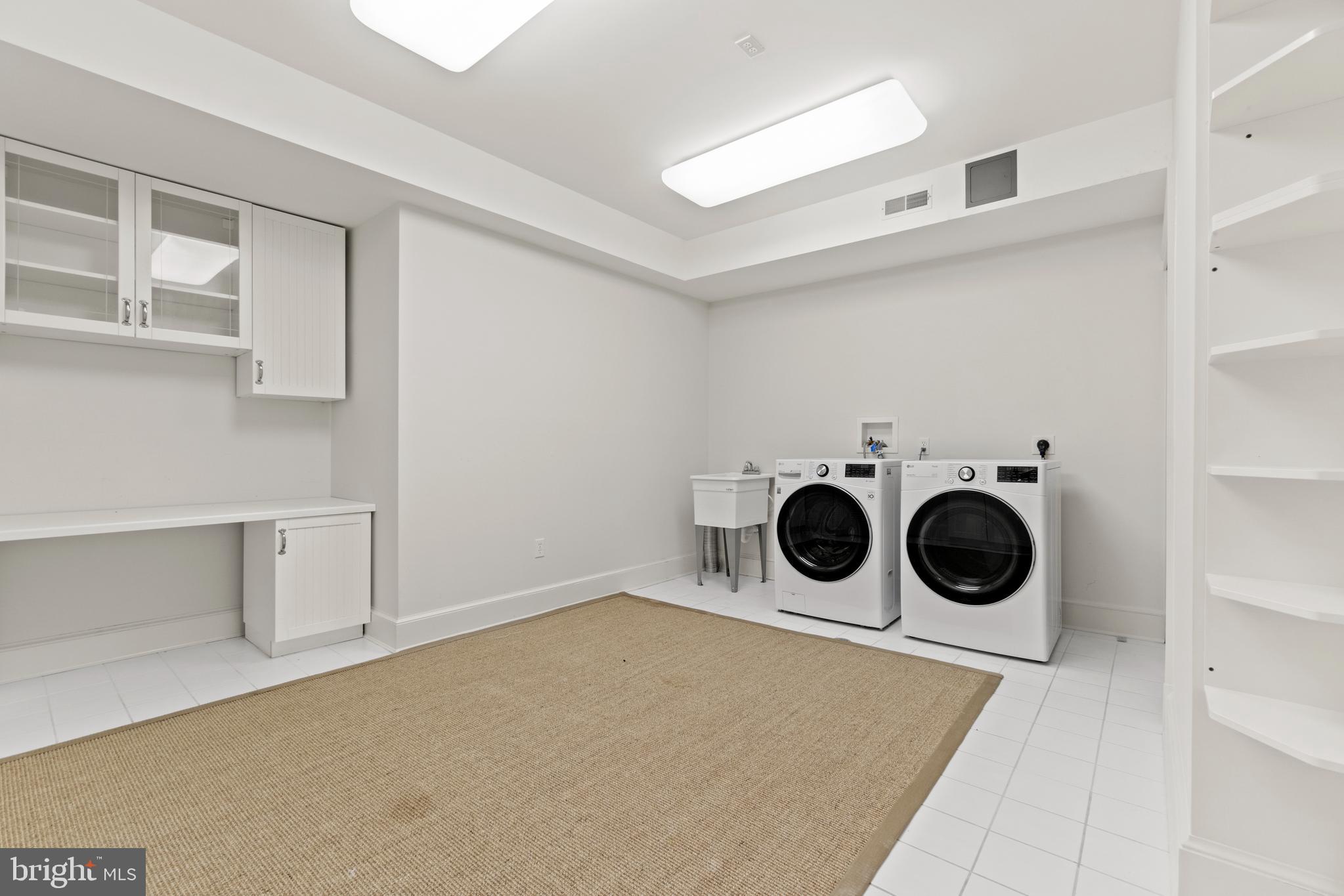 8402 Rapley Ridge Lane Potomac, MD 20854 - Photo 58 of 64 Laundry Room