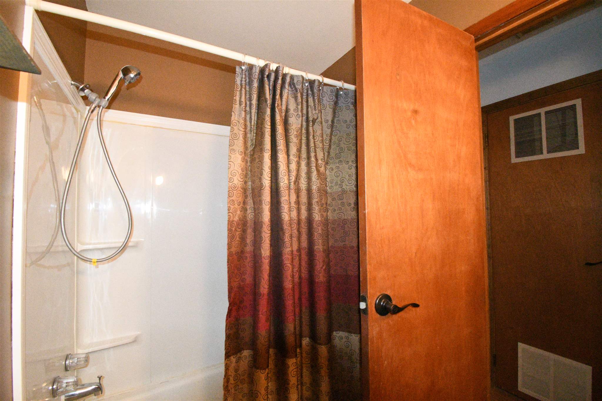 6827 Raintree Road Fort Wayne, IN 46825 - Photo 18 of 24 Gallery Image 18