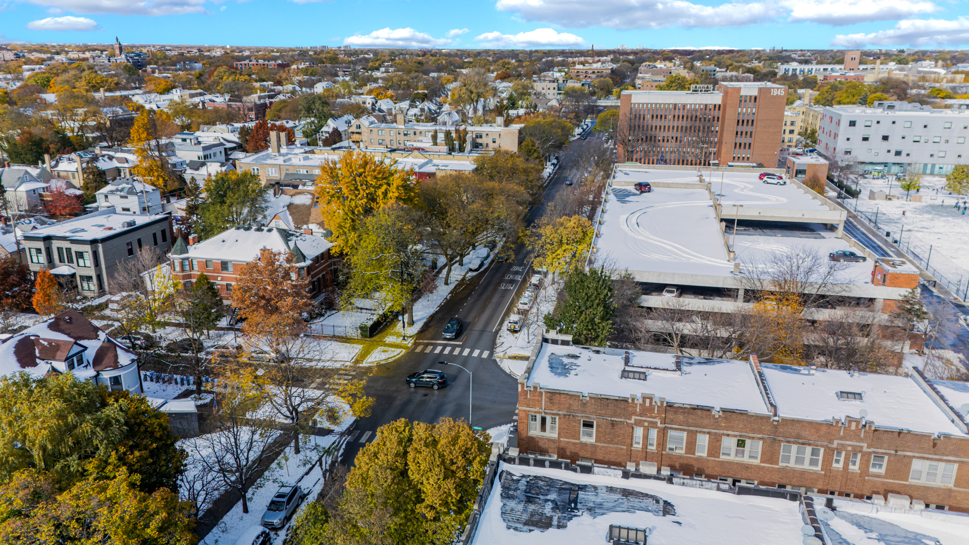 4444 North Damen Avenue, Unit 4E Chicago, IL 60625 - Photo 23 of 25 an aerial view of multiple house