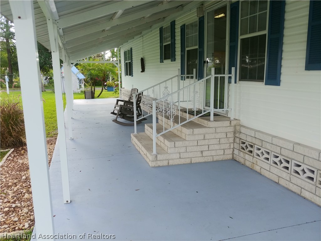 4233 Schumacher Road Sebring, FL 33872 - Photo 2 of 27 Gallery Image 2