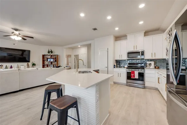 $358,000 | 10501 Fountain Gate Street, Aubrey, TX 76227