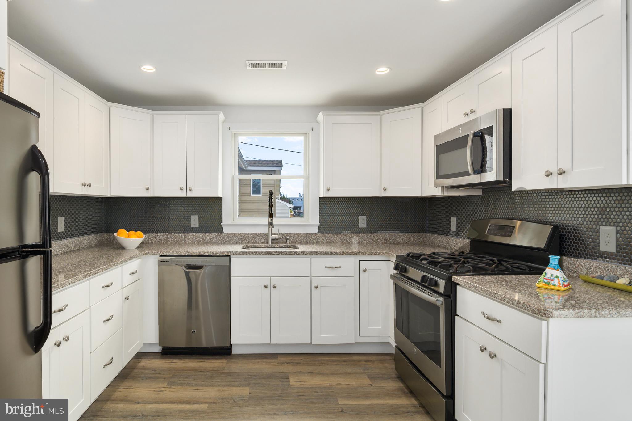 25 Albright Road Long Beach Township, NJ 08006 - Photo 11 of 33