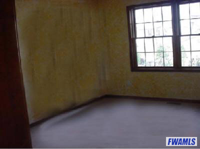 2918 Sanderling Road Fort Wayne, IN 46808 - Photo 3 of 6 Gallery Image 3