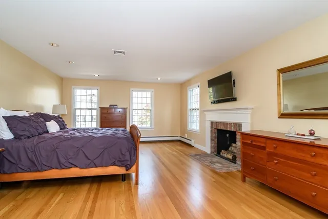 $2,450,000 | 3 Garden Road, Wellesley, MA 02481