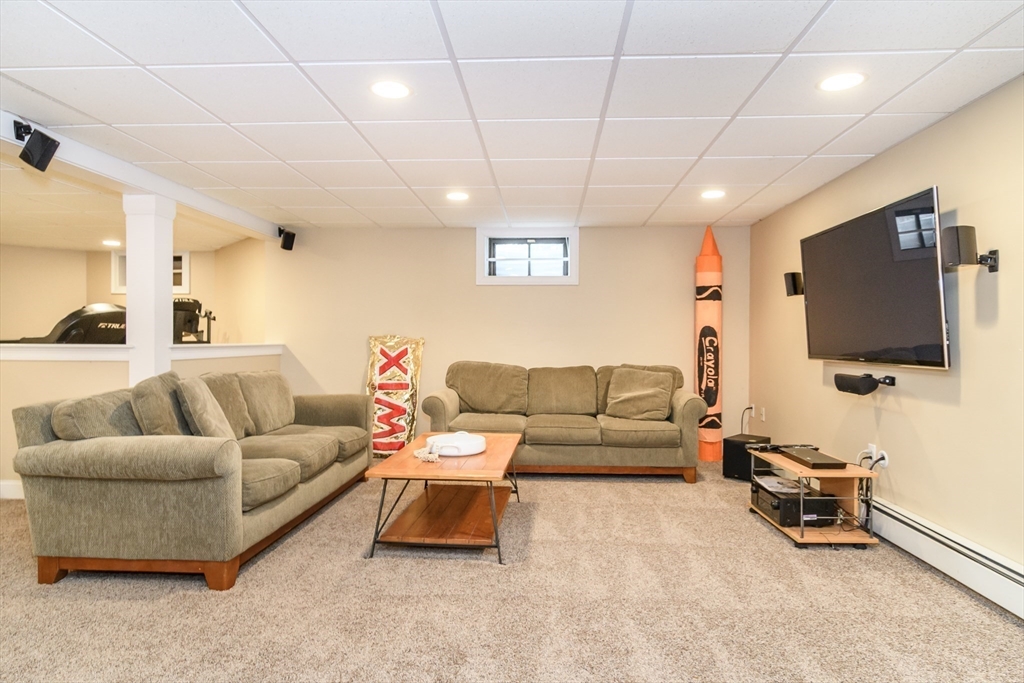 3 Garden Road Wellesley, MA 02481 - Photo 22 of 27