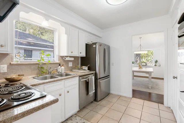 $2,150 | 2214 Deer Valley Drive, Spring, TX 77373