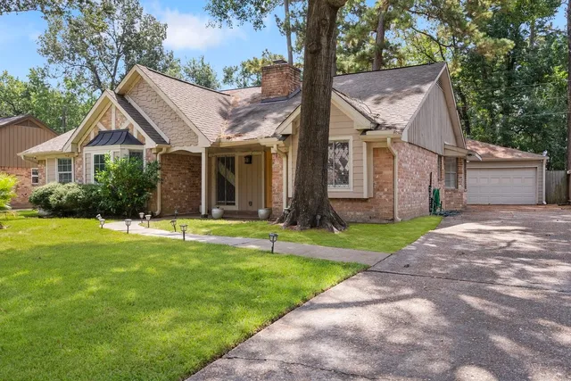 $2,150 | 2214 Deer Valley Drive, Spring, TX 77373