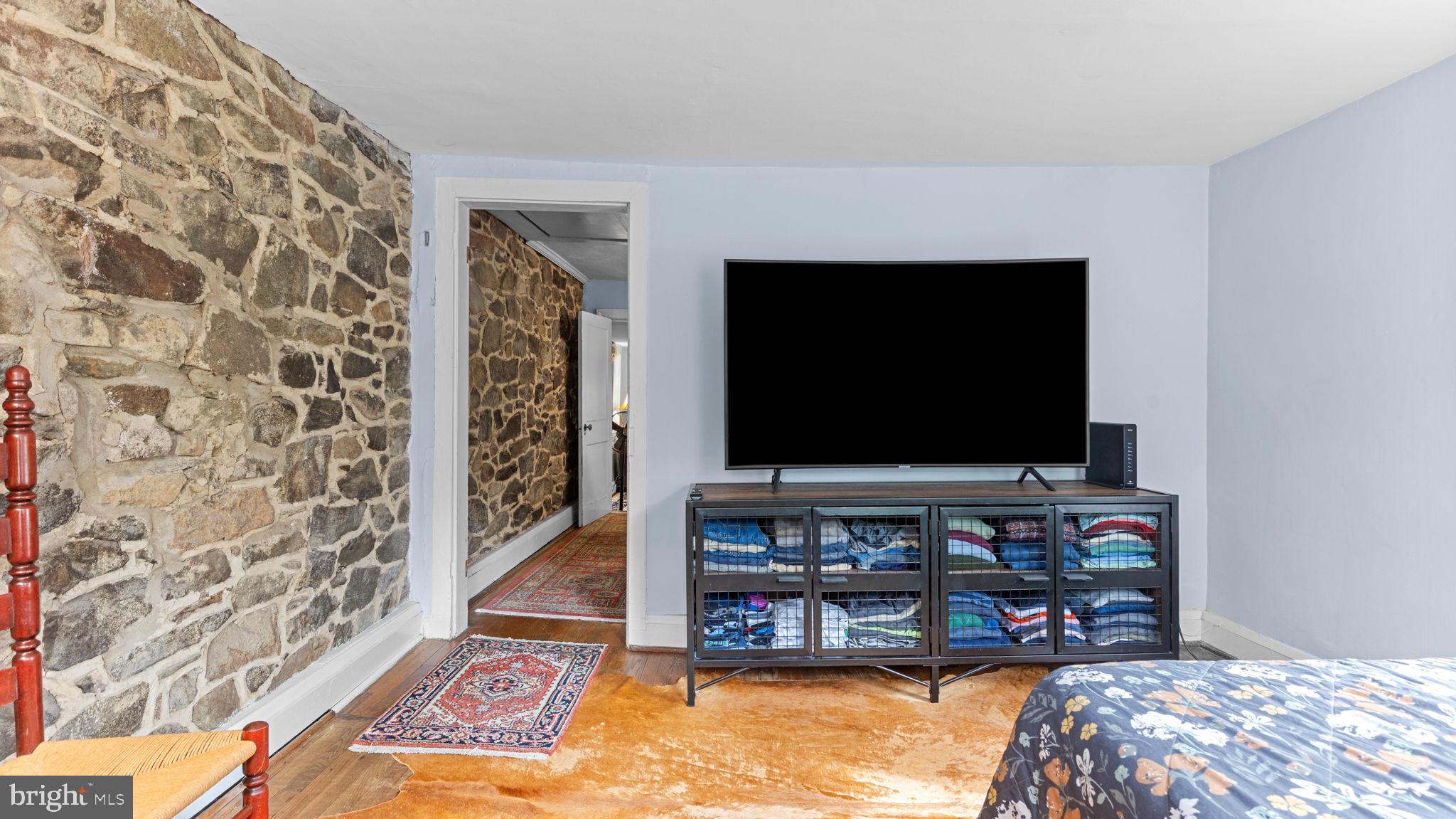 5025 Wetheredsville Road Baltimore, MD 21207 - Photo 27 of 58