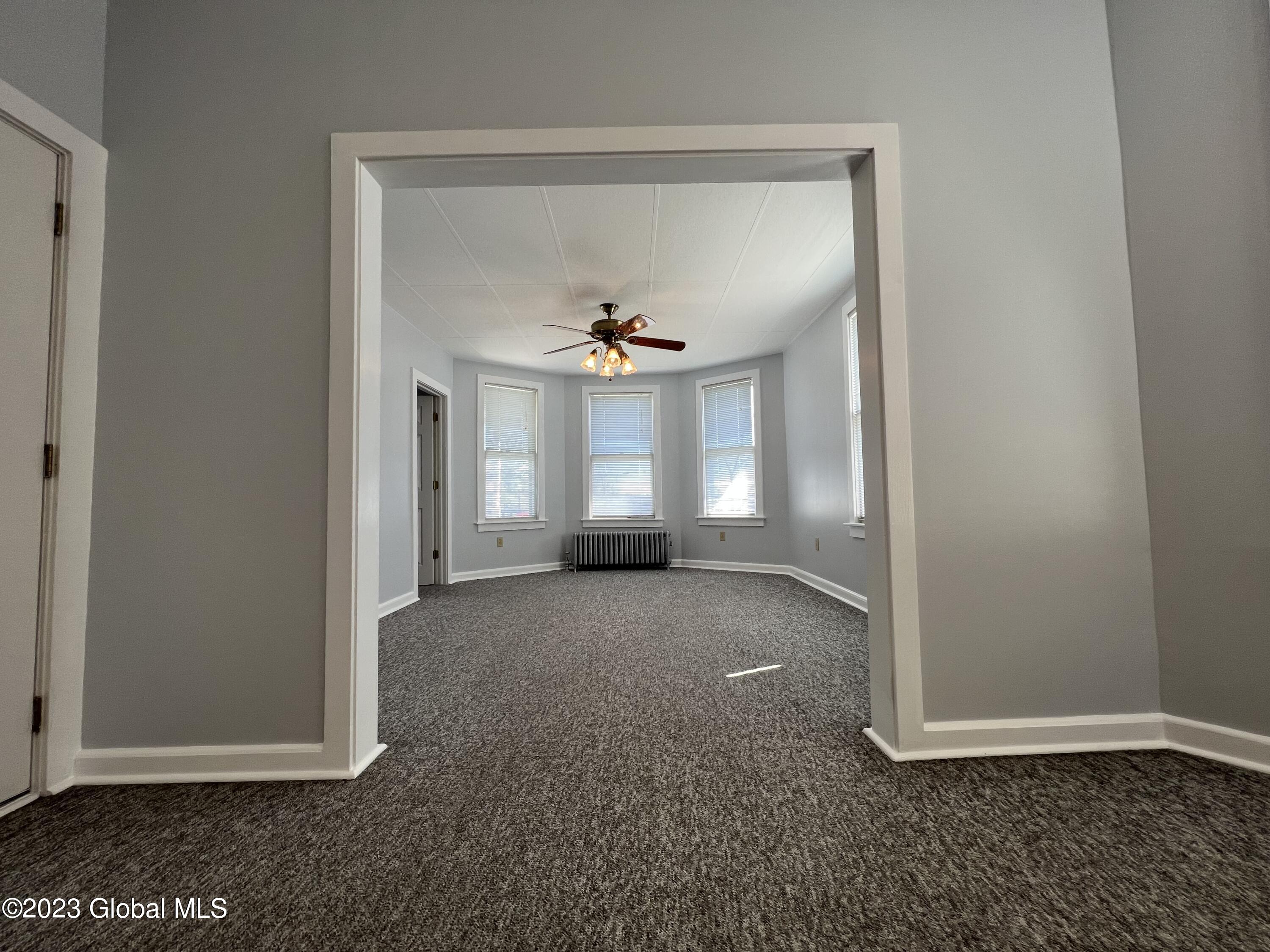 401 Rosa Road Schenectady, NY 12308 - Photo 23 of 58 IMG_2060