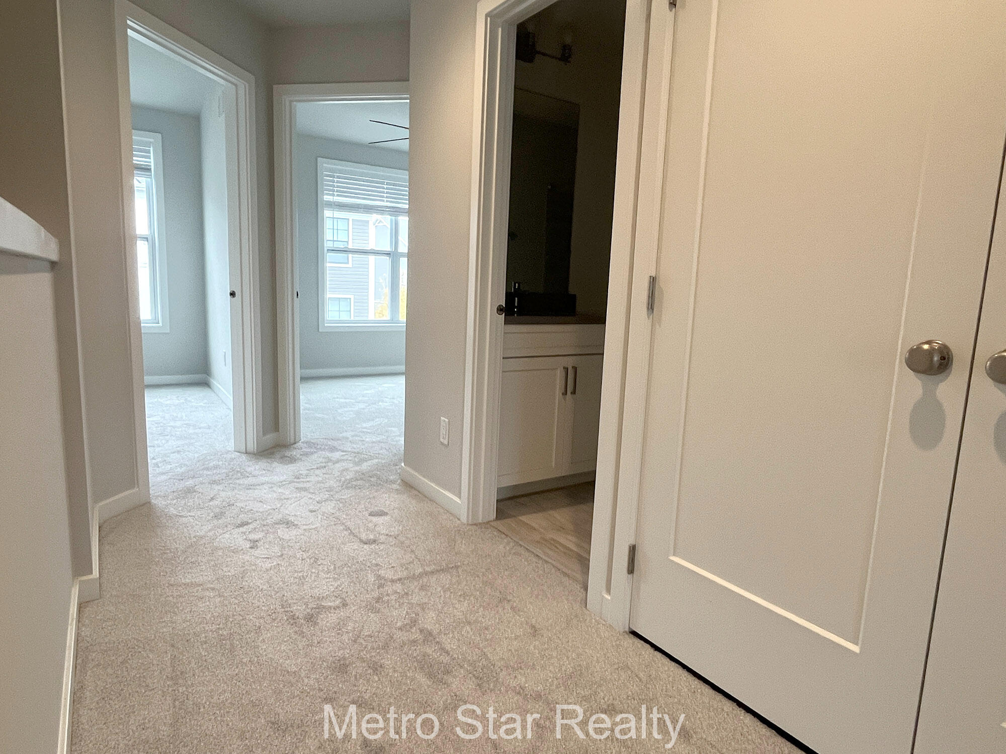 2901 Corston Road Ann Arbor, MI 48105 - Photo 16 of 19 IMG_0024