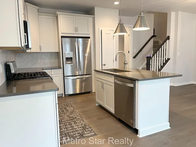 $585,000 | 2901 Corston Road, Ann Arbor, MI 48105