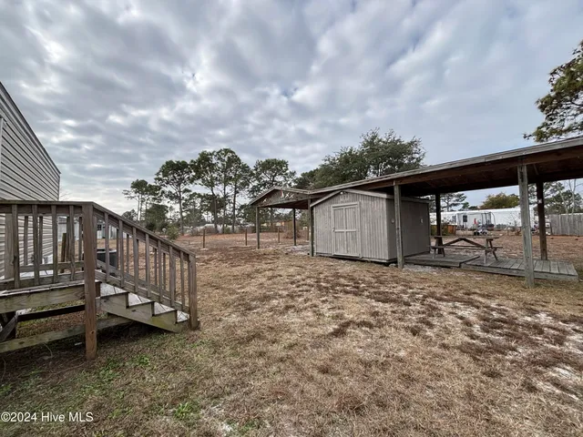 $1,100 | 109 North Queens Street, Hubert, NC 28539