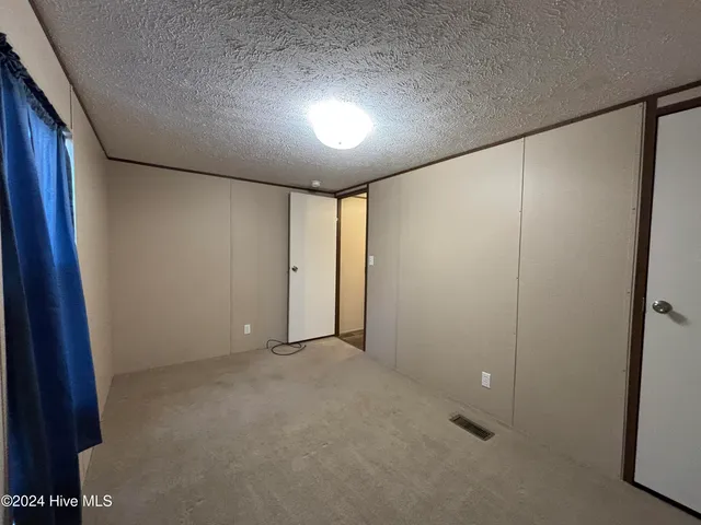 $1,100 | 109 North Queens Street, Hubert, NC 28539