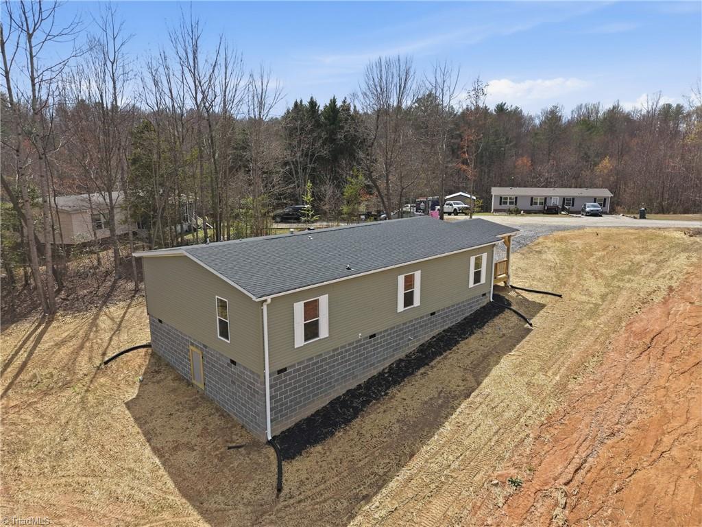 253 Ridge Top Road North Wilkesboro, NC 28659 - Photo 4 of 39