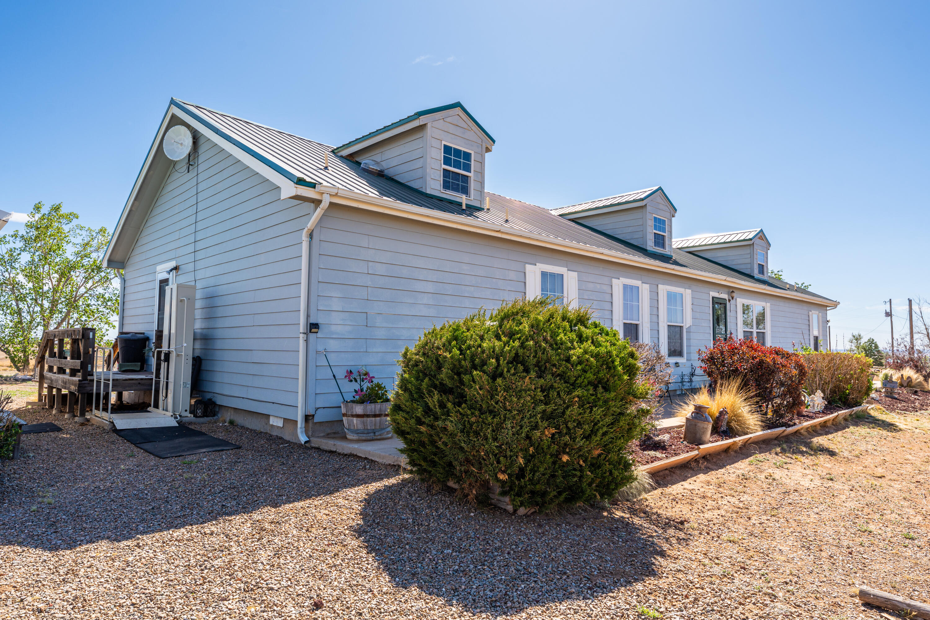 38 Stallion Road Stanley, NM 87056 - Photo 3 of 44 Gallery Image 3