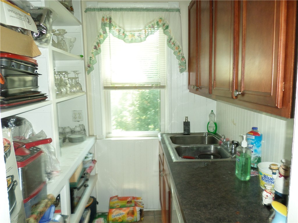 38 Rebekah Street Woonsocket, RI 02895 - Photo 8 of 15