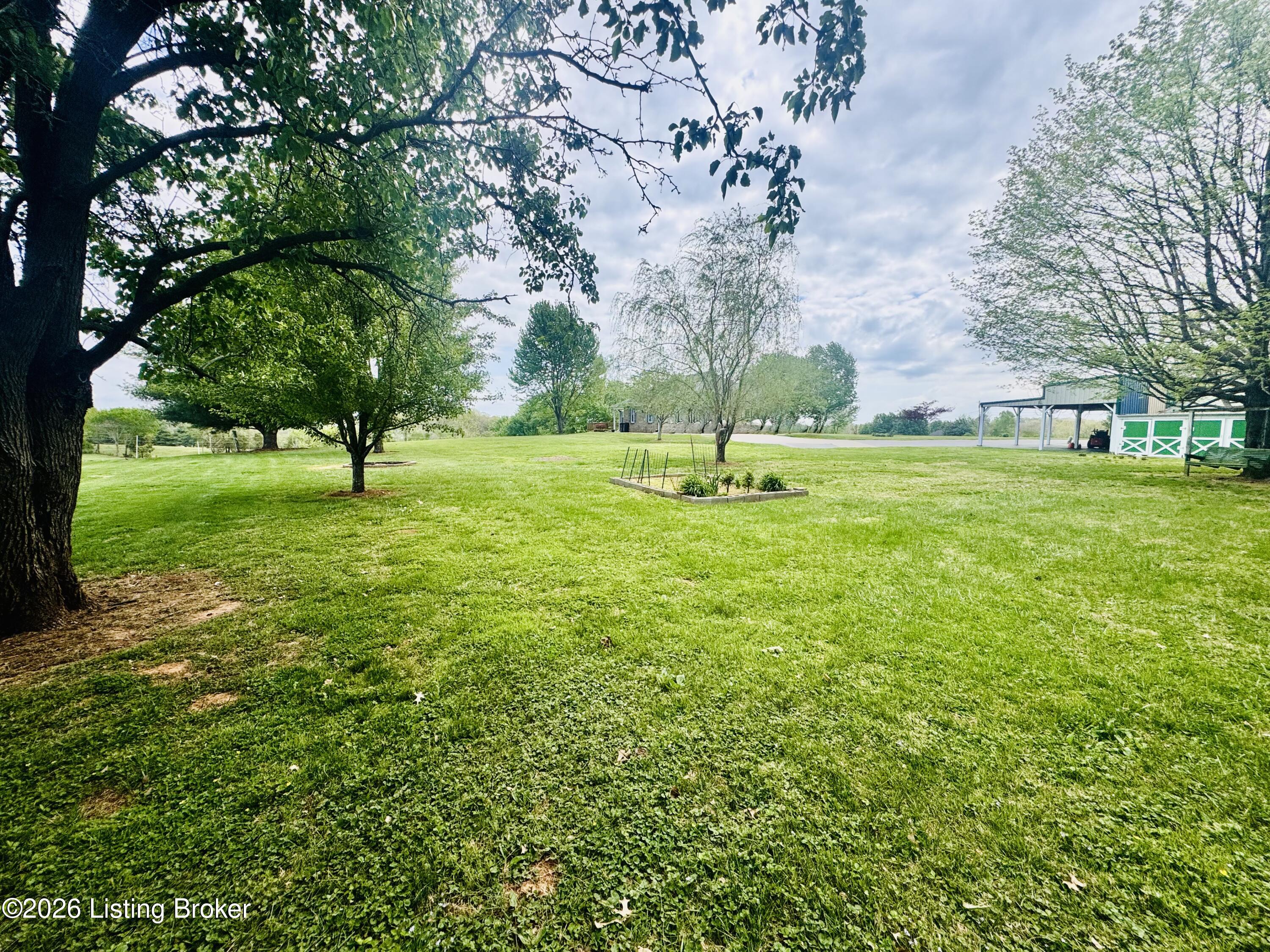 5400 Springfield Road Bardstown, KY 40004 - Photo 50 of 60 IMG_3804