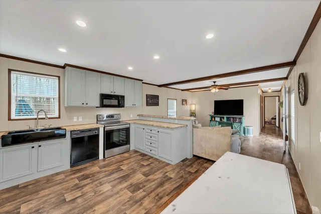 $389,900 | 6126 Calvin Potts Road, Primm Springs, TN 38476