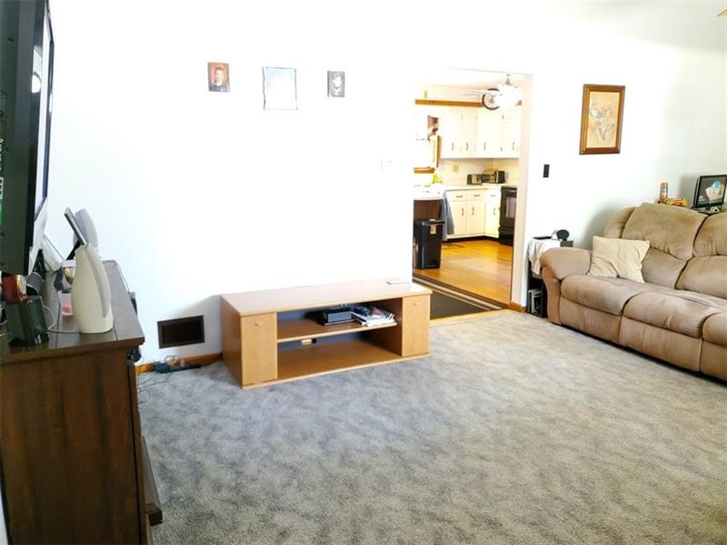907 Solomon Temple Road Latrobe, PA 15650 - Photo 4 of 23 Gallery Image 4