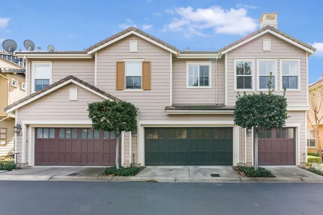 $1,370,000 | 49063 Woodgrove Common, Fremont, CA 94539