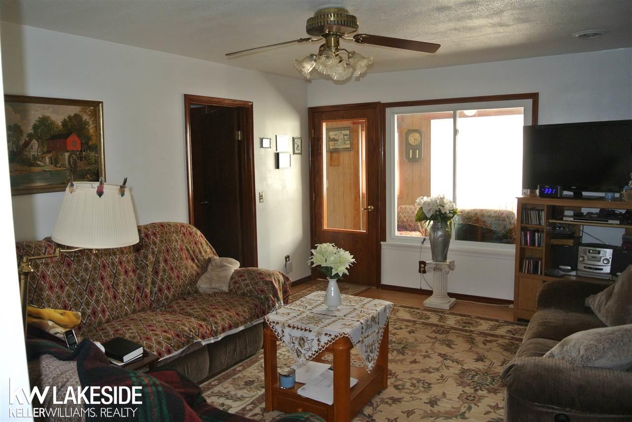 2789 Dearborn Avenue Rochester Hills, MI 48309 - Photo 3 of 14