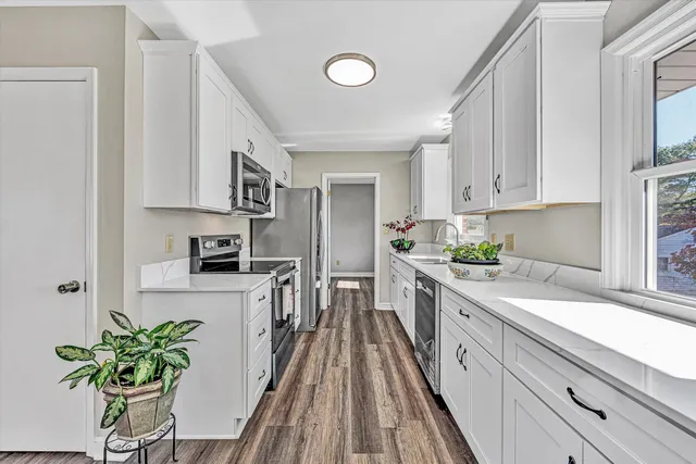 $329,950 | 509 Magnolia Road, Roanoke, VA 24019