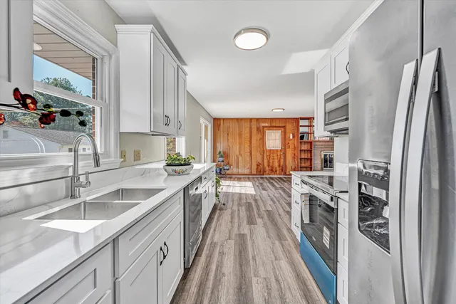 $329,950 | 509 Magnolia Road, Roanoke, VA 24019