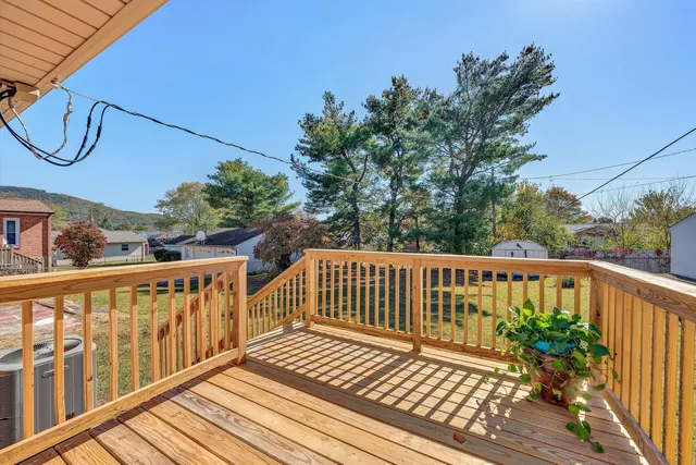 $329,950 | 509 Magnolia Road, Roanoke, VA 24019