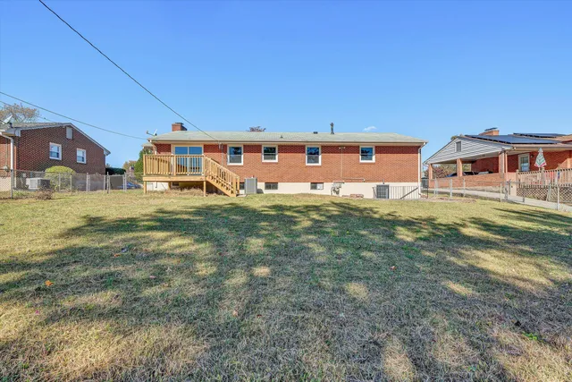 $329,950 | 509 Magnolia Road, Roanoke, VA 24019