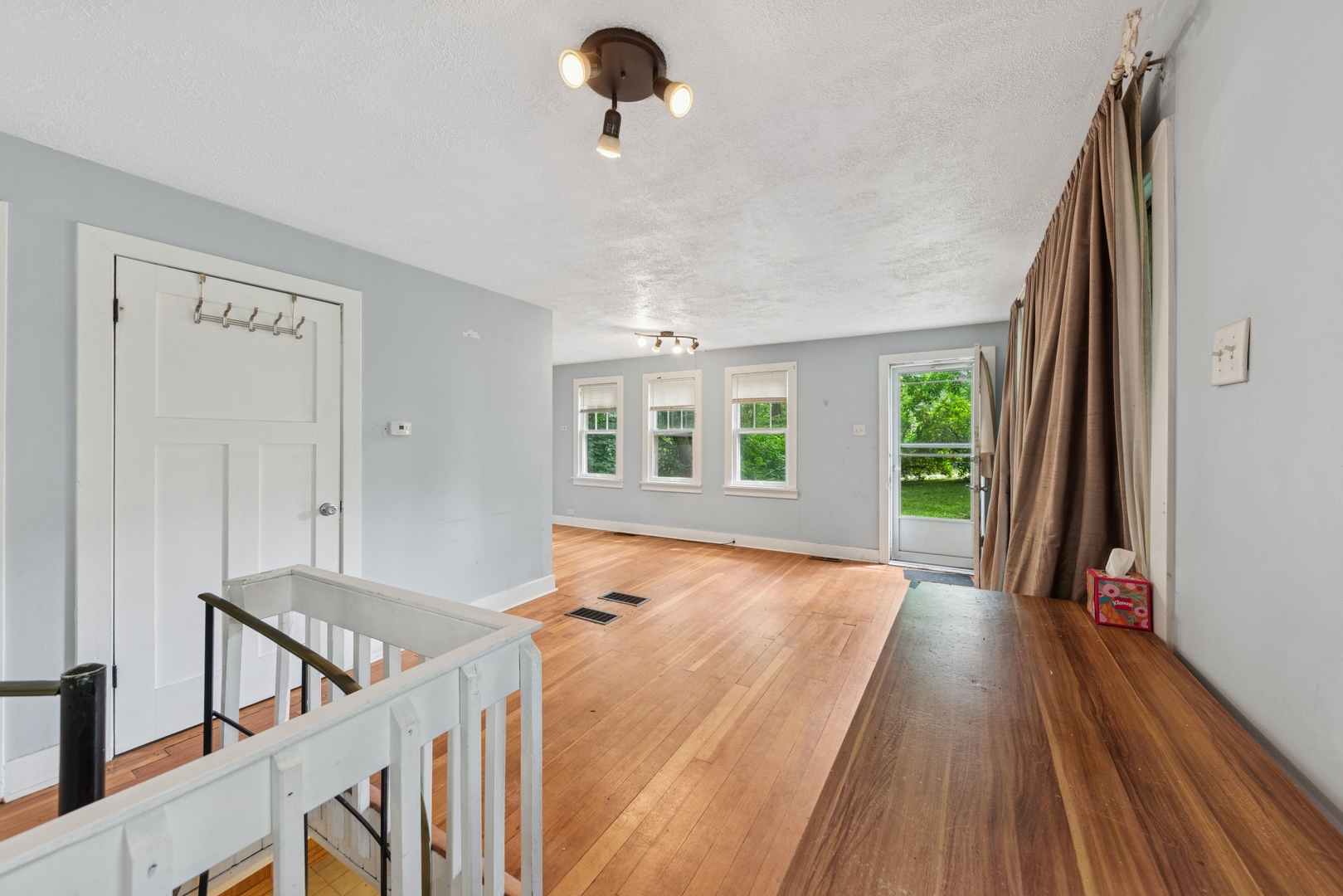 38554 Lincoln Avenue Spring Grove, IL 60081 - Photo 8 of 13