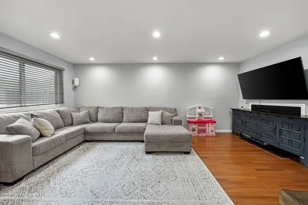 $475,000 | 20 Arrowsmith Court, Unit 26, Matawan, NJ 07747