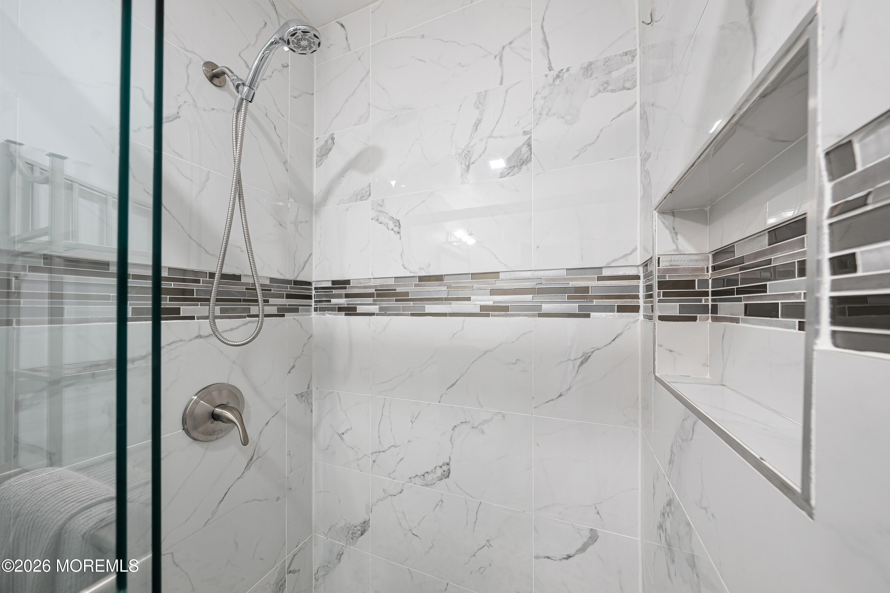 20 Arrowsmith Court, Unit 26 Matawan, NJ 07747 - Photo 31 of 48 20 Arrowsmith Ct Matawan - Interiors-27