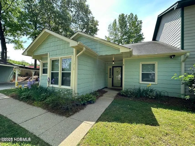 $1,700 | 3718 Pine Knoll Drive, Raleigh, NC 27604