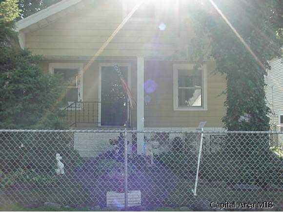 1429 Maryland Avenue Springfield, IL 62702 - Photo 1 of 5