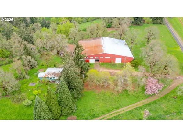 $1,300,000 | 10425 Edmunson Drive Southeast, Salem, OR 97317