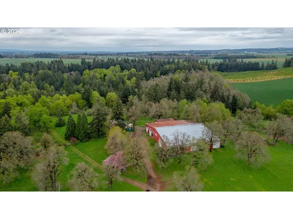 $1,300,000 | 10425 Edmunson Drive Southeast, Salem, OR 97317
