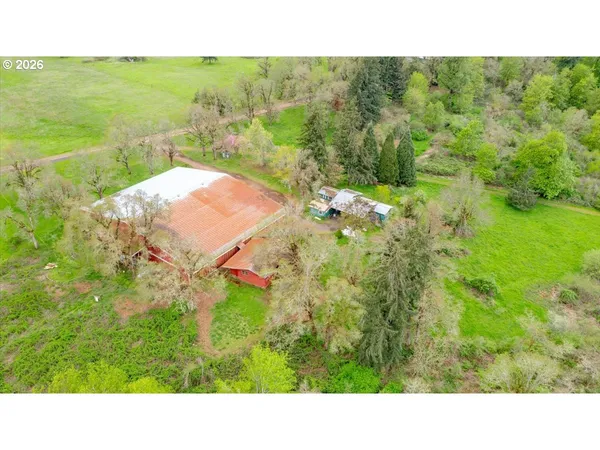 $1,300,000 | 10425 Edmunson Drive Southeast, Salem, OR 97317