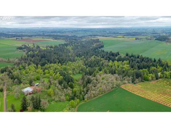 $1,300,000 | 10425 Edmunson Drive Southeast, Salem, OR 97317
