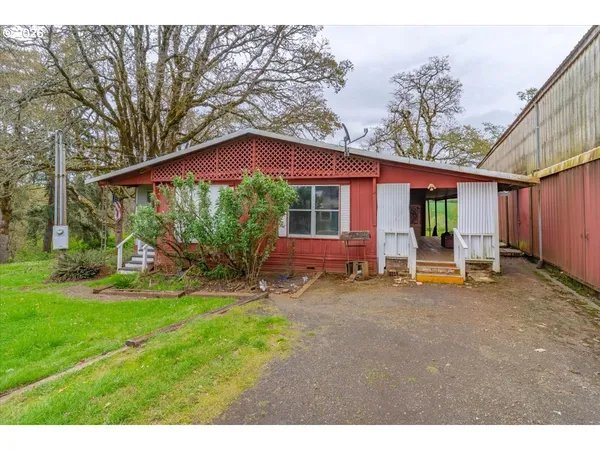 $1,300,000 | 10425 Edmunson Drive Southeast, Salem, OR 97317