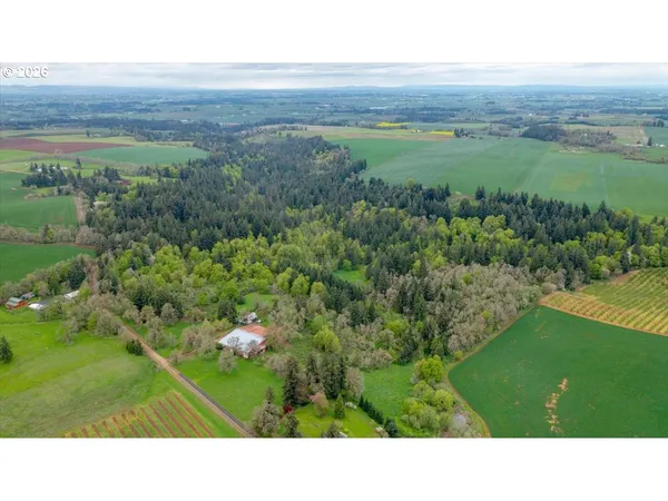 $1,300,000 | 10425 Edmunson Drive Southeast, Salem, OR 97317