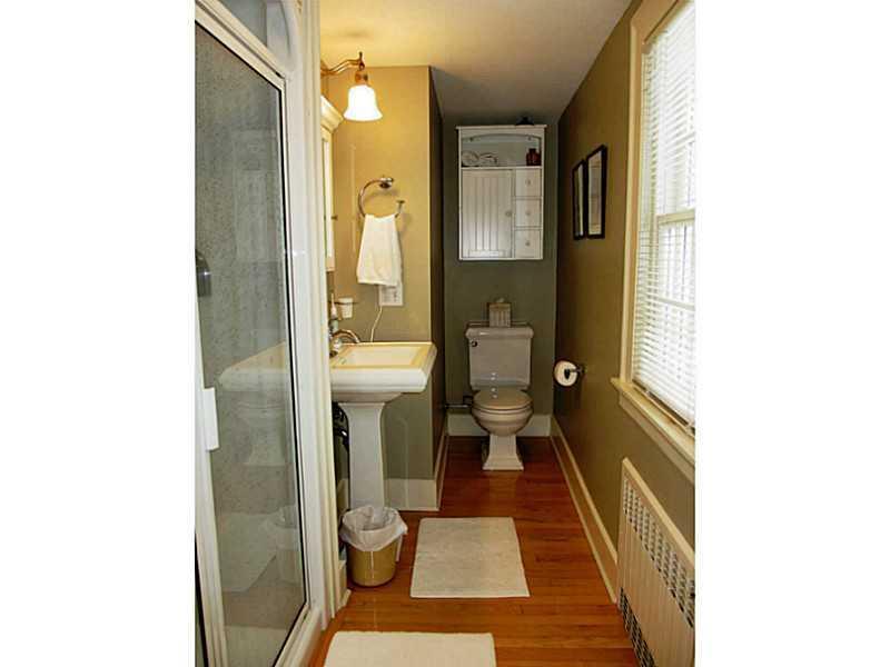 85 Lindsay Road York, ME 03909 - Photo 14 of 26 Master Bath/Spa. Clean & Fresh